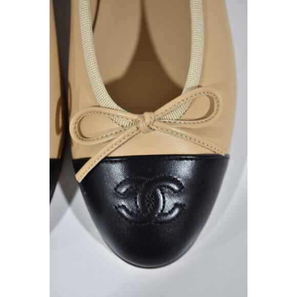 Chanel Beige Black Lambskin Leather CC Logo Bow Tie Ballet Ballerina Flat 37 - Picture 9 of 15